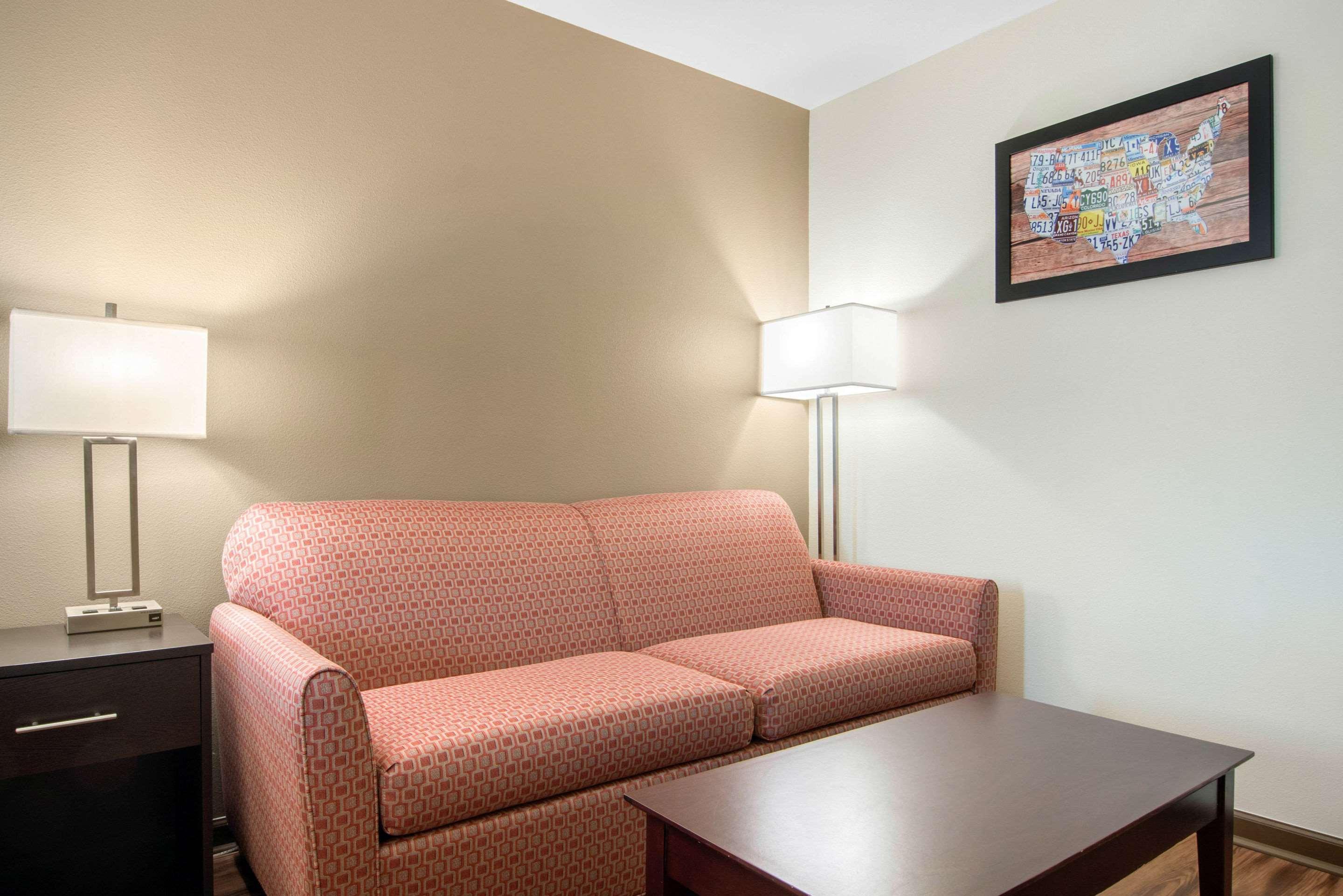 Econo Lodge Inn & Suites Springfield Eksteriør billede
